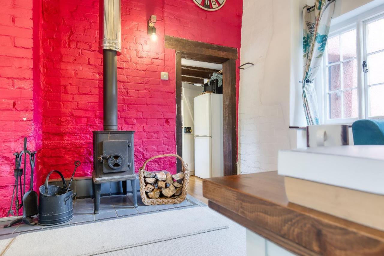 White Cross Cottage Woodbury Extérieur photo